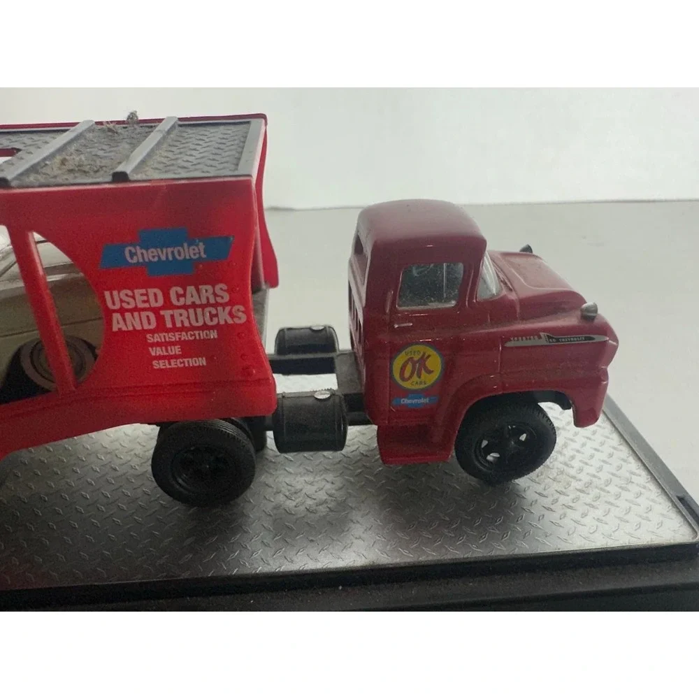Chevrolet Diecast 1959 Viking LCF 1957 Bel Air Car Transporter Red Green